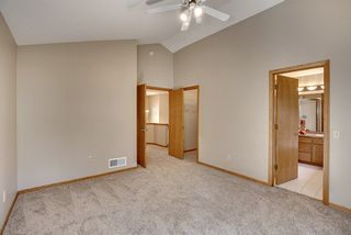 Ceiling fan and natural trim.