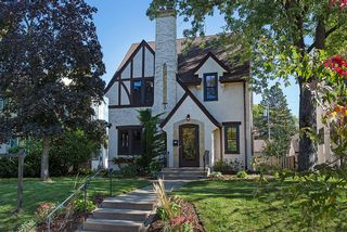 A well maintained and landscaped entry greets your guests as they arrive. 