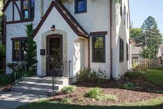 A well kept home located in the very popular Fulton neighborhood. 