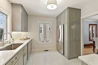 Beautiful kitchen!