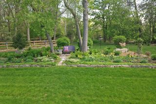Photo provided by seller.