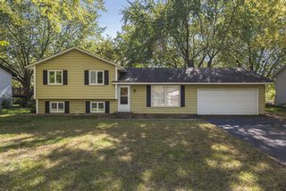 10635 101st Pl N. Maple Grove 55369