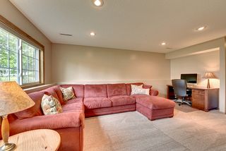 Create your own nook. Here you find a desk, or great options for bookshelf placement!