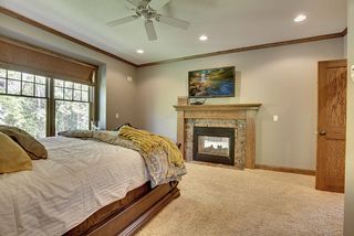 Large, well laid out space - warm and inviting.