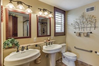 Dual sinks. 