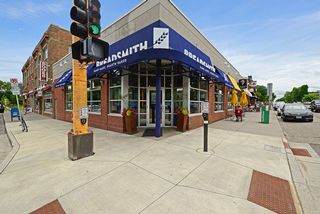 Walk to Grand Avenue & Summit .... Just 1 Block away! 