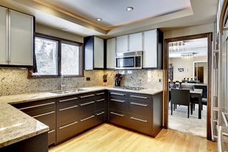 Granite countertops, stainless steel Jenn Air and Bosch Appliances