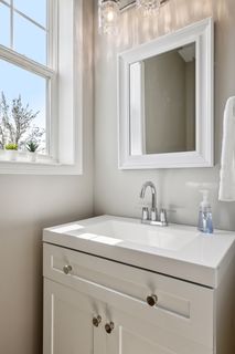 1/2 bath with new everything!