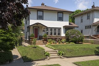 Welcome to 1819 19th Avenue NE, Minneapolis