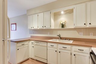 Easy kitchen to work in...