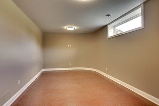 Exercise room with curved wall