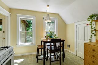Unit 2 - dining area in kitchen