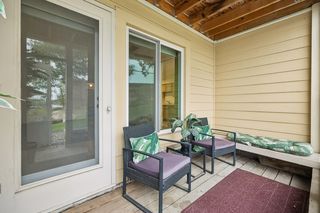 Screen porch