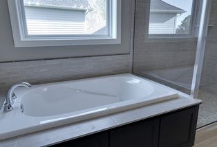 Owners bath 