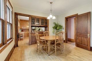 Gorgeous built in dining room buffet.