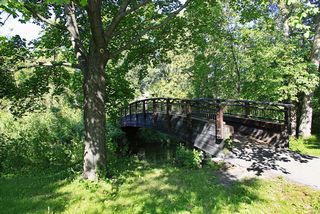 Nearby Minnehaha Creek
