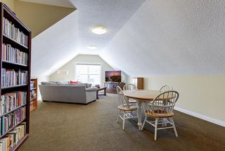 Incredible extra space in the large upper level bonus room