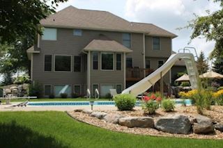 Photo provided by seller.