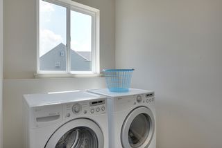 Bright and light laundry room - 3942 Campello Curve