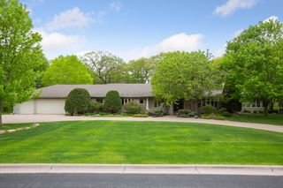 6208 Parkwood Road in the Parkwood Knolls neighborhood of Edina