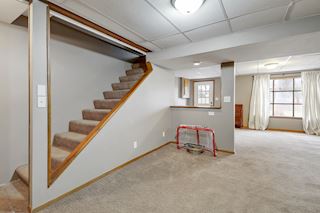 LL w stairs