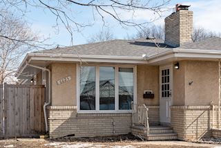 6025 Penn Avenue S Side by Side Duplex for Rent ~ 3BR, 2BA Southwest Minneapolis