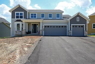 Lived in for only six months, home shows like a model 3942 Campello Curve