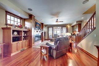 Spacious Great Room area off of Porch and Entryway.