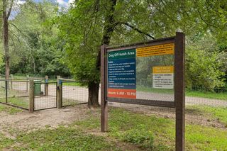 33. Sochaki Park dog park