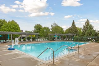Hawthrone Community Pool and Park