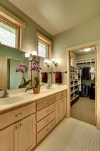 Walk-in closet