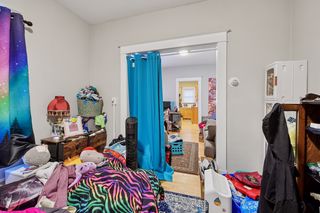 Another view of bedroom.
Features Thermal Pane Windows throughout.