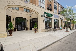Walk to Grand Avenue Starbucks -- Just 2 Blocks away! 