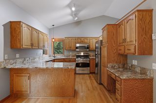 Gourmet kitchen