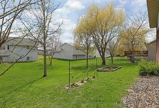1500 4th St NE - Enjoy gardening if you like...