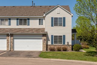 Lovely end unit townhome in quiet setting...