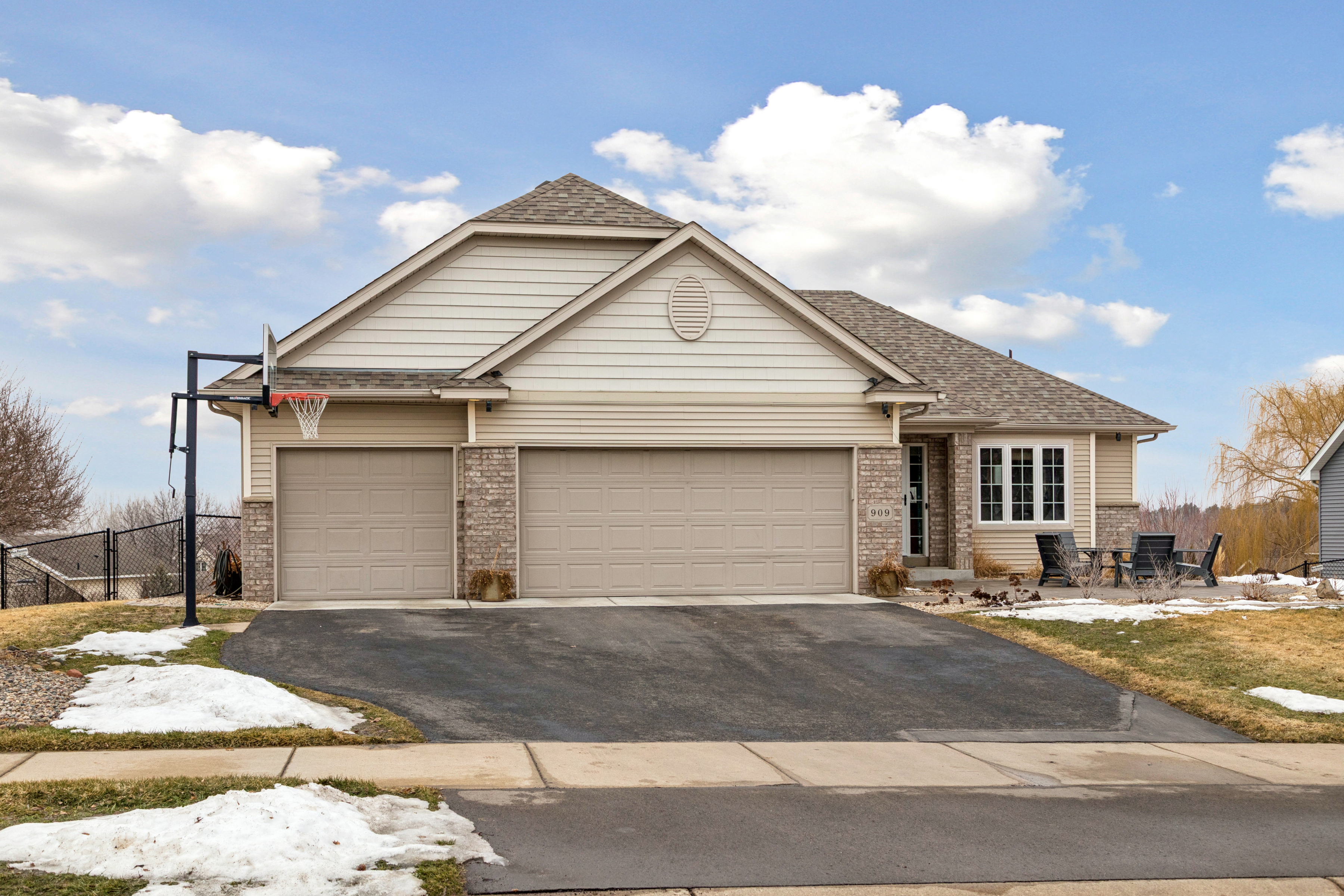 909 Firethorne Trail — front exterior