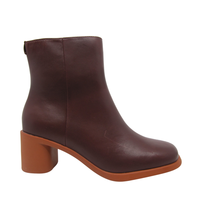 Bottes Rouge pour Femmes de la marque CAMPER, 2. Un produit distribué par Chaussures Pierre Roy - Saint-Jean Québec