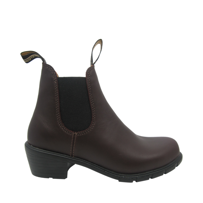 BLUNDSTONE Rouge de la marque BLUNDSTONE, 1. Un produit distribué par Chaussures Pierre Roy - Saint-Jean Québec