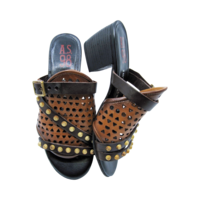 Sandales Tan pour Femmes de la marque A.S.98, 1. Un produit distribué par Chaussures Pierre Roy - Saint-Jean Québec