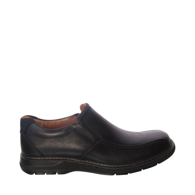 Black Shoes for Men by the brand CLARKS, 1. A product distributed by Chaussures Pierre Roy - Saint-Jean Quebec