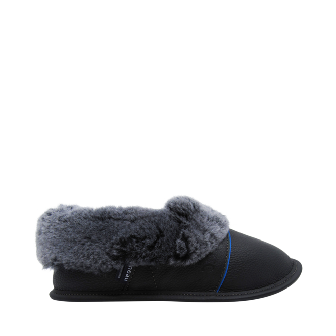 Black Slippers for Women by the brand GARNEAU PANTOUFLES, 4. A product distributed by Chaussures Pierre Roy - Saint-Jean Quebec