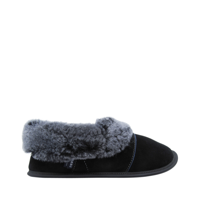 Black Slippers for Men by the brand GARNEAU PANTOUFLES, 4. A product distributed by Chaussures Pierre Roy - Saint-Jean Quebec