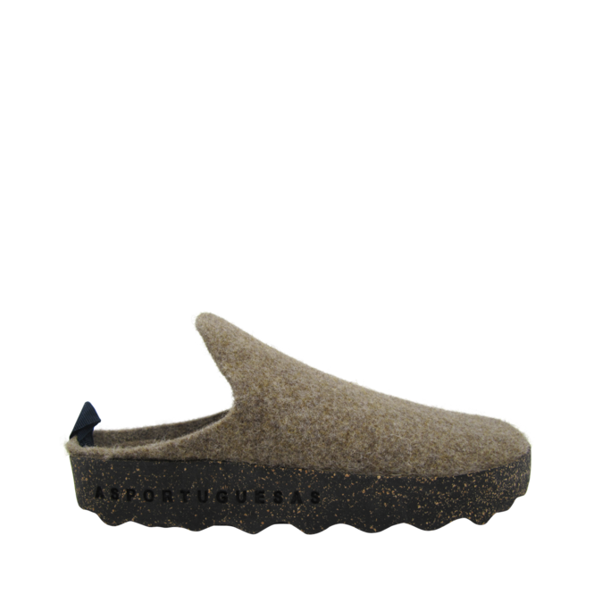 Beige Slippers for Men by the brand ASPORTUGUESAS, 1. A product distributed by Chaussures Pierre Roy - Saint-Jean Quebec