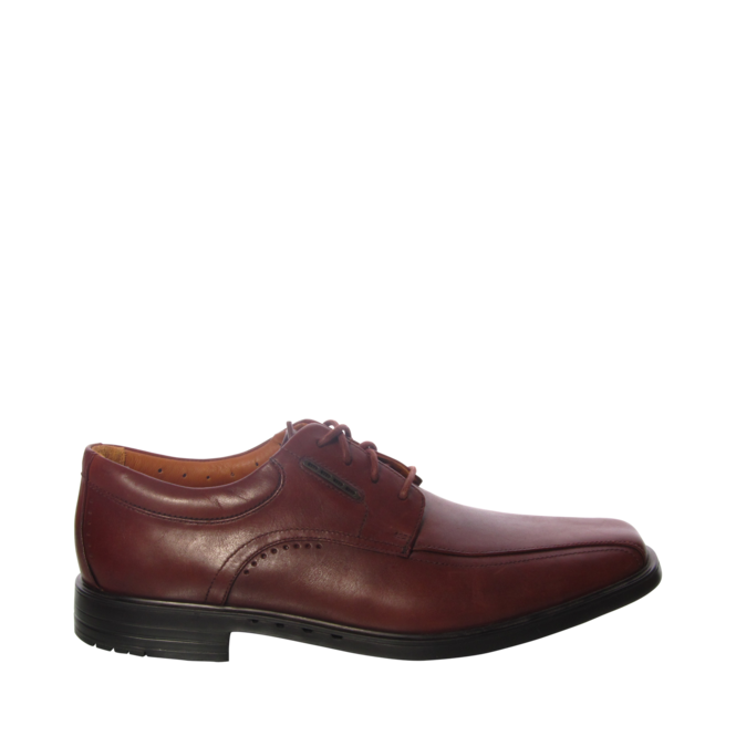 Brown Shoes for Men by the brand CLARKS, 1. A product distributed by Chaussures Pierre Roy - Saint-Jean Quebec