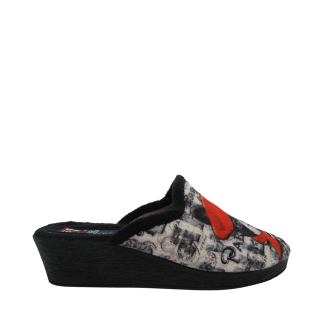 Black Slippers for Women , 2. A product distributed by Chaussures Pierre Roy - Saint-Jean Quebec