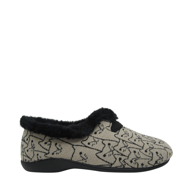 Beige Slippers for Women , 1. A product distributed by Chaussures Pierre Roy - Saint-Jean Quebec