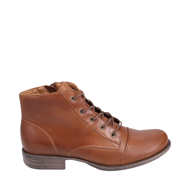 Bottes Tan pour Femmes de la marque MIZ MOOZ, 4. Un produit distribué par Chaussures Pierre Roy - Saint-Jean Québec