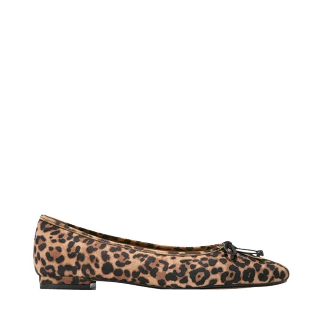 Chaussures pour Femmes de la marque COLE HAAN, 4. Un produit distribué par Chaussures Pierre Roy - Saint-Jean Québec