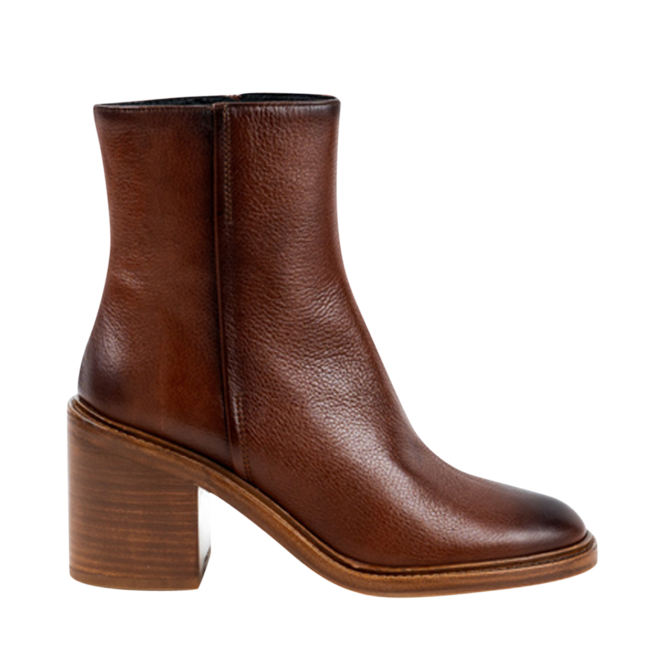 Bottes Tan pour Femmes de la marque ZINDA, 3. Un produit distribué par Chaussures Pierre Roy - Saint-Jean Québec